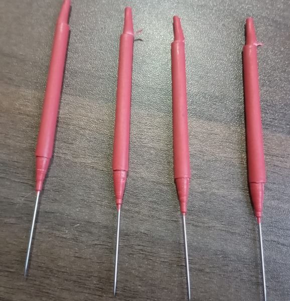 Dissecting needle/ Mounted needle/ Teasing needle